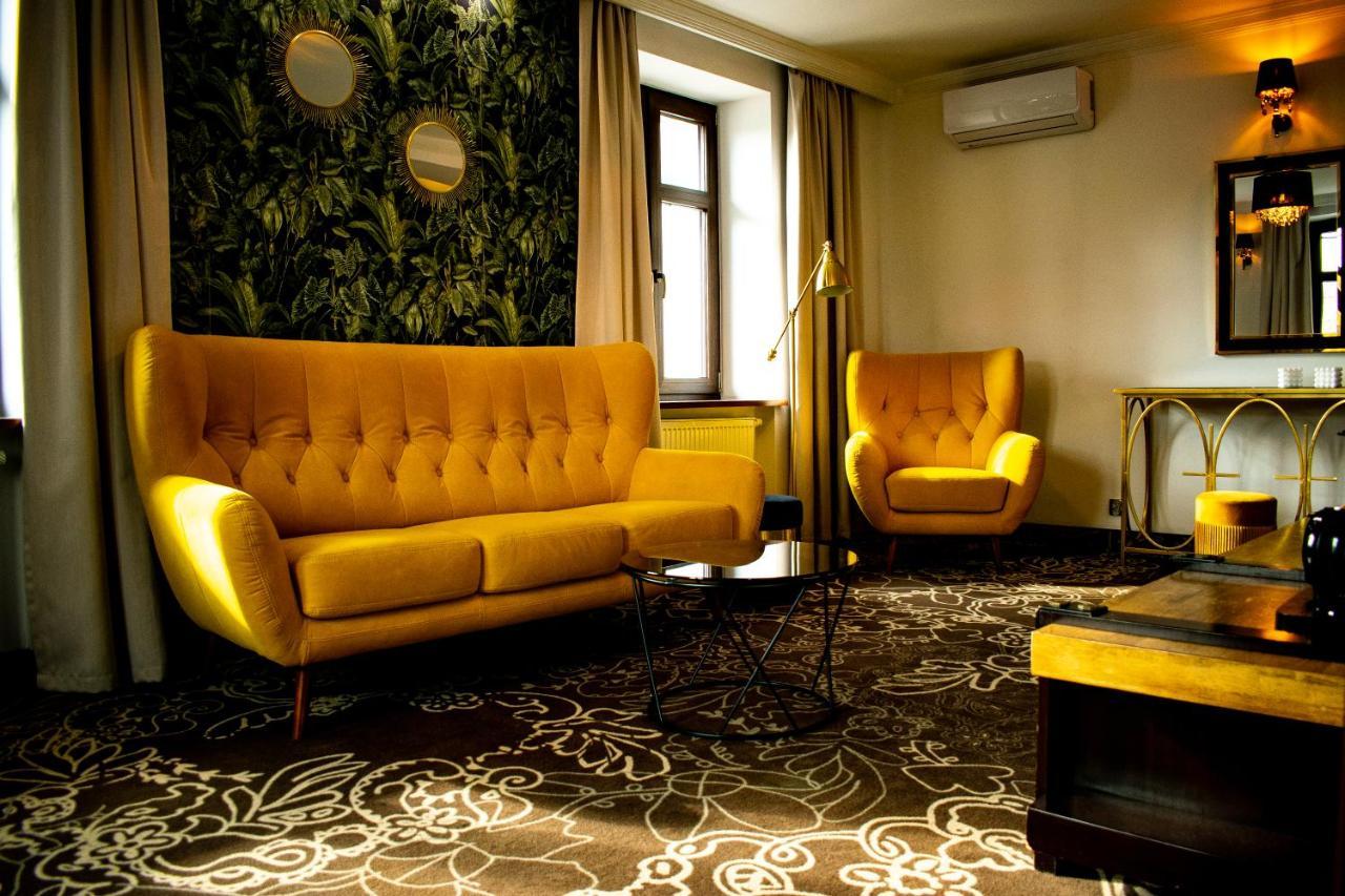 Hotel Pruski Orneta Buitenkant foto