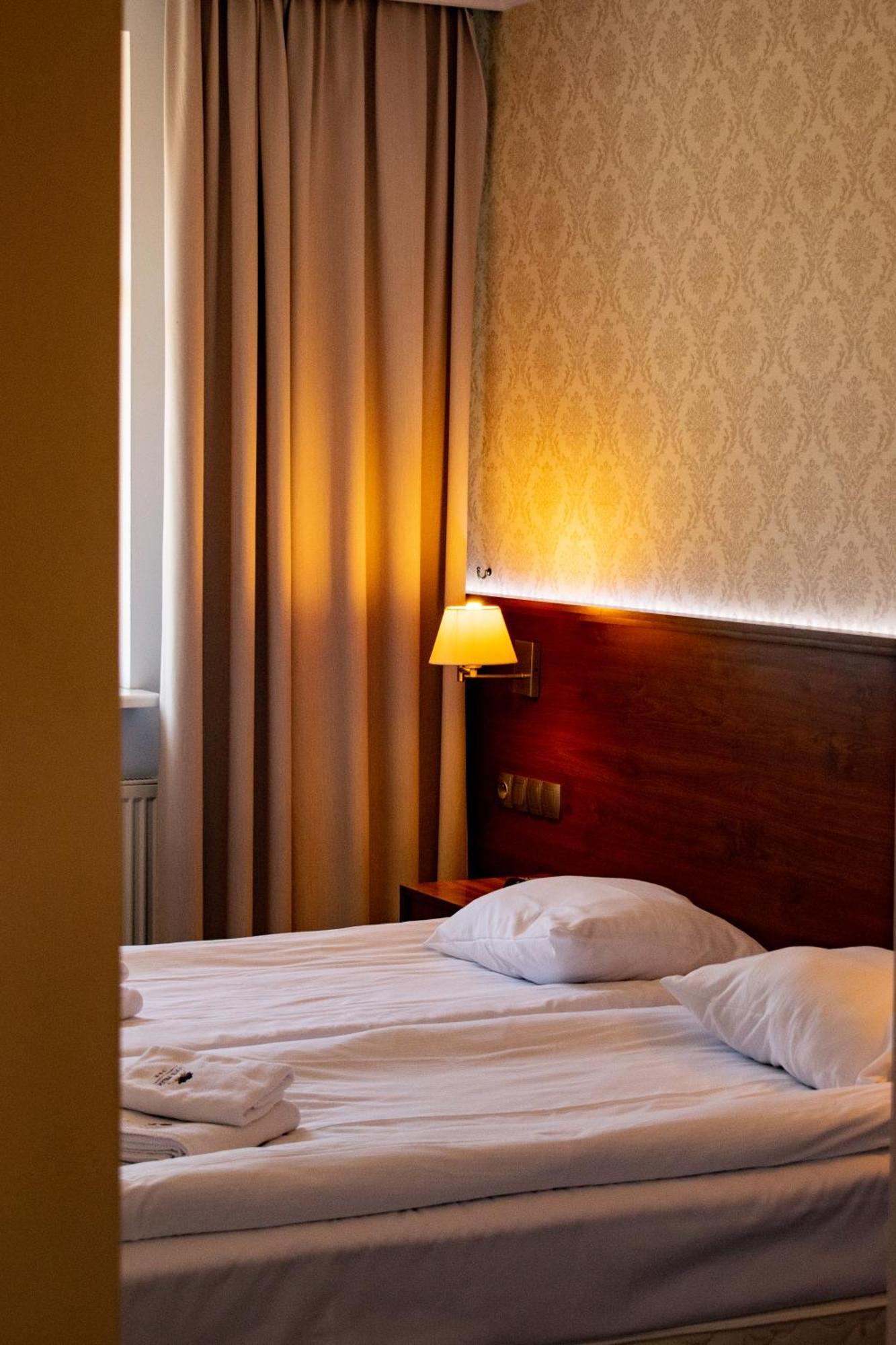 Hotel Pruski Orneta Buitenkant foto
